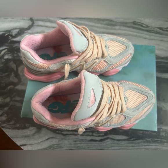 New Balance x Joe Feelgood Inside Voices - Picture 5 of 16